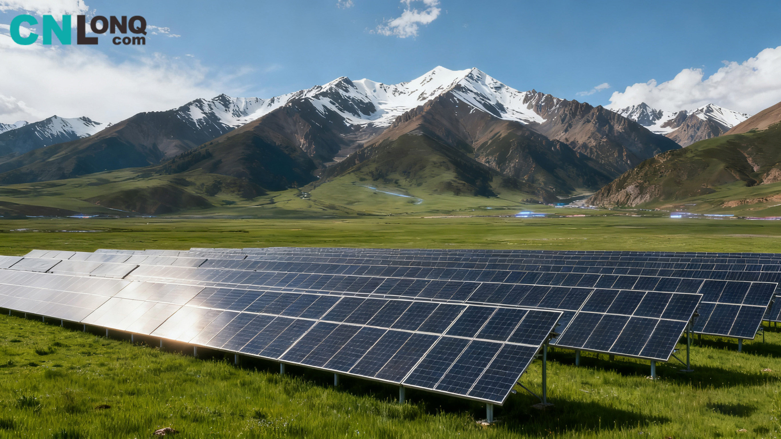 Sichuan, Küresel Güneş Enerjisi Endüstrisinin Yüksek Kaliteli Gelişiminin Yolunu Açan 1GW PV Projesini Başlatıyor